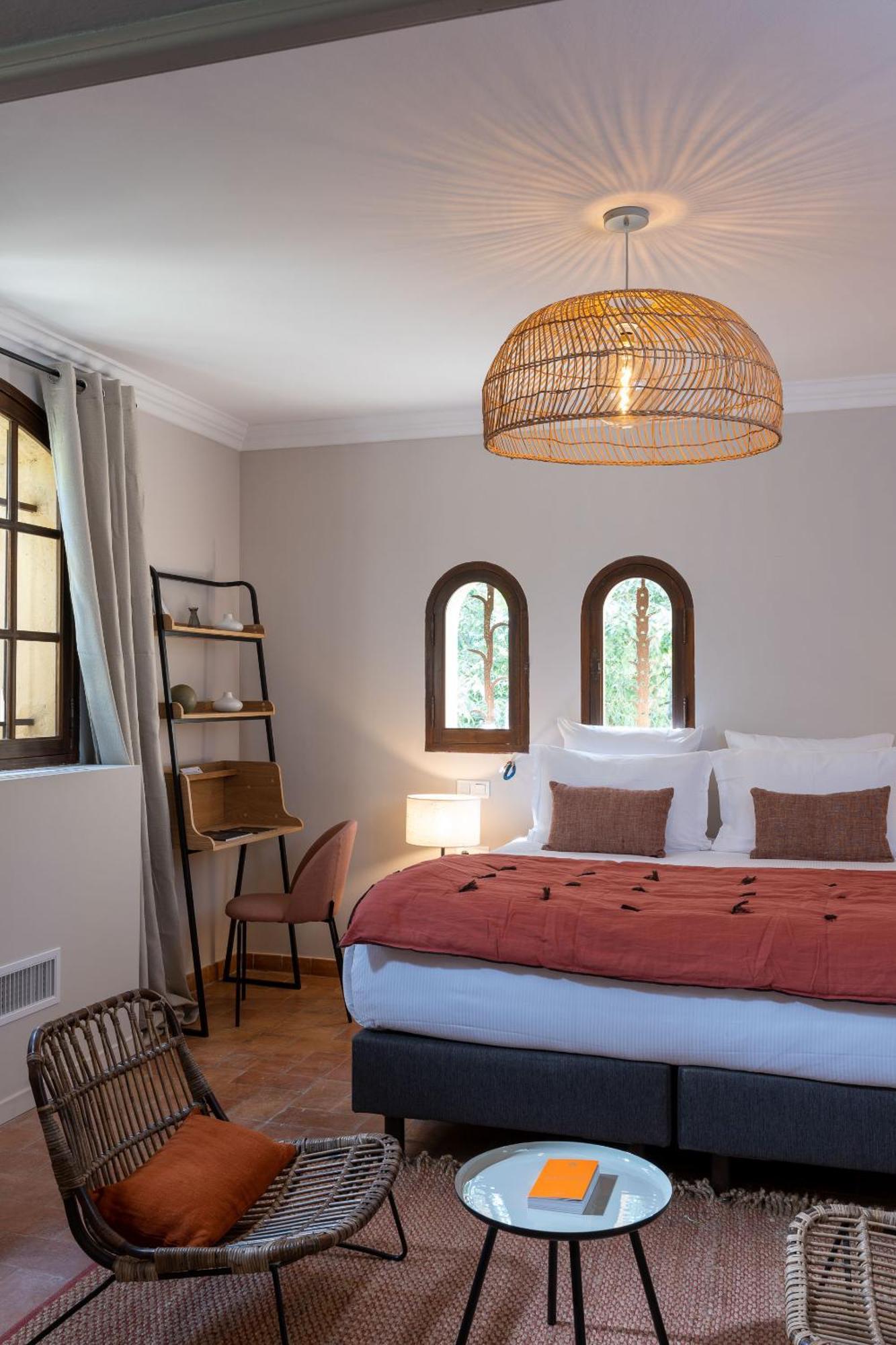 La Magdeleine - Mathias Dandine Hotel Gémenos Екстериор снимка